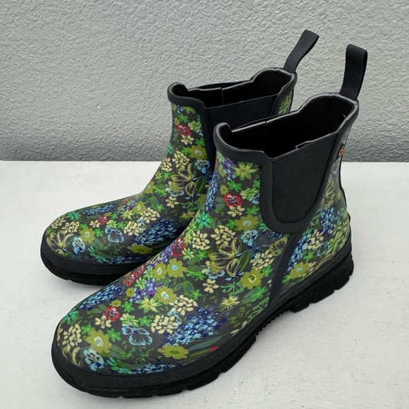 Bogs Shoes - Bogs Amelia Winter Waterproof Rain Chelsea Boots Gray Floral Print Size 6